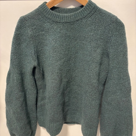 H&M women’s S sweater - Picture 1 of 3